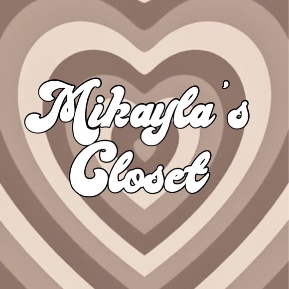 Meet your Posher, Mikayla - Picture 1 of 1